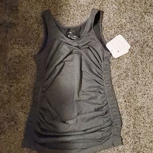 M/L maternity workout tank top